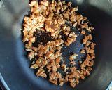 वाॅलनट चॉकलेट चिक्की (walnuts chocolate chikki recipe in Hindi) रेसिपी चरण 1 फोटो