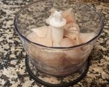 Foto del paso 1 de la receta: Revuelto de merluza con pimientos y patata