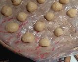 Foto langkah ke 6 dari resep Donat menul anti gagal tanpa kentang.