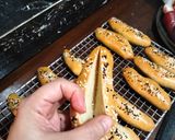 Foto langkah ke 8 dari resep Homemade Hot Dog.