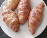A picture of step 10 of Croissant.