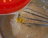 Foto del paso 2 de la receta: Budín de arándanos y naranja con harina de avena y azúcar mascabo 🫐🍊