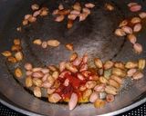 A picture of step 1 of Makhana Bhel.