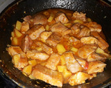 Foto del paso 4 de la receta: Masa de cerdo con papas al romero