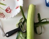 Uborkasaláta recept fázis 1 fotója