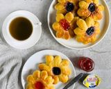Foto langkah ke 4 dari resep Roti Manis (bentuk bunga).