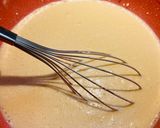 A picture of step 1 of Tomato Pie.
