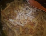 Foto del paso 6 de la receta: Pollo a la crema con papas fritas