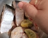 Foto langkah ke 1 dari resep Papeda Kuah Kuning Ikan Patin.