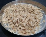 A picture of step 1 of Spicy Roti Upma.