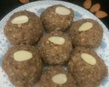 बादाम के लड्डू (Badam ke laddu recipe in Hindi) रेसिपी चरण 6 फोटो