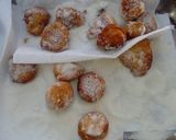 Foto del paso 3 de la receta: Buñuelos de vainilla
