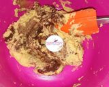 Foto langkah ke 4 dari resep Simple Marble Cookies.