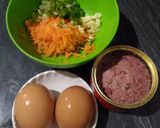 Foto langkah ke 1 dari resep Telur dadar kornet wortel.