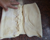 Foto del paso 5 de la receta: Masa hojaldrada para empanadas