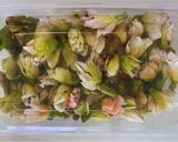A picture of step 1 of Waterblommetjie Bredie.