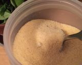 A picture of step 2 of Semolina Fruit Cake.