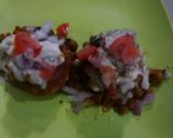 A picture of step 6 of Hare mator ki kachodi chat.
