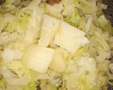 মাছের মাথা দিয়ে বাঁধাকপি(Macher matha diye bandhakopi recipe in Bengali) রেসিপি ধাপ - 1 ছবি