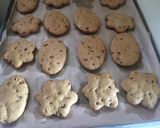 A picture of step 5 of Chocolate chip cut out cookies.