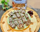 अखरोट खजूर बार्स (Walnut Date Bars) रेसिपी चरण 6 फोटो
