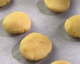 A picture of step 4 of Chinese Crumbly Cookies (Taosu, 桃酥).