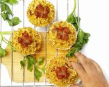 Foto langkah ke 4 dari resep Muffin Mie Panggang.