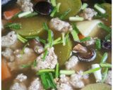 รูปขั้นตอนการทำที่ 5 ของ ไชเท้าตุ๋นเห็ดหอมหมูสับ