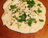 மினி சீஸ் குடை மிளகாய் பீட்ஸா ரெசிபி ஸ்டேப் 4 புகைப்படம்