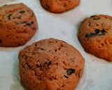 Foto langkah ke 4 dari resep 1.013. Chocolate Bar Cookies.