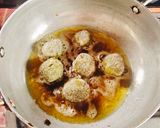A picture of step 4 of Spinach cheese Ball 🧀 palak cheese Balls.