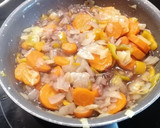 Foto del paso 2 de la receta: 294. Redondo de No ternera relleno de pasas y zanahoria