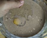 Foto langkah ke 2 dari resep Risol Coklat.