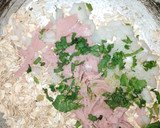 Foto del paso 1 de la receta: Tortitas de avena en salsa verde