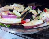 Foto del paso 6 de la receta: Ensalada de chiles asados con vegetales orgánicos y especias