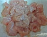 รูปขั้นตอนการทำที่ 1 ของ ก๋วยเตี๋ยวคั่วไก่
