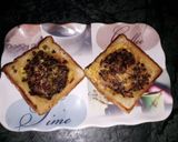 A picture of step 5 of Egg omelette sandwich.