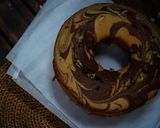 Foto langkah ke 7 dari resep Marble Cake.