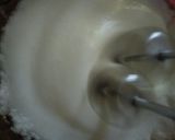 A picture of step 5 of Swiss roll ice cream cake#icecream fanatics.