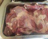 Foto del paso 1 de la receta: Tapa de nalga inyectada con cerveza roja