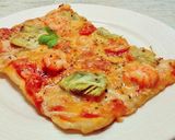 Foto del paso 13 de la receta: Pizza de alcachofa y langostinos