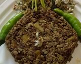 A picture of step 7 of Sahjan ke phul ka saag (drumstick flower curry).
