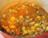 A picture of step 5 of Kids-friendly Rice and Dry Curry.