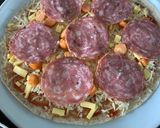 รูปขั้นตอนการทำที่ 1 ของ Tortilla Pizza