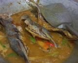 Foto langkah ke 2 dari resep 105. Ikan Kembung Bumbu Kuning.