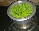A picture of step 1 of Green Peas Potato Tikki.