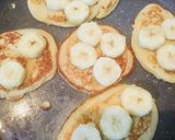 A picture of step 8 of Fluffy Bananas Pancakes Energy Balls Apple blended Porridge.