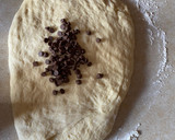 Foto del paso 6 de la receta: Bollitos de leche con pepitas de chocolate (doowap)