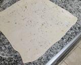 Foto del paso 6 de la receta: Coca de chicharrones Dijous gras 2026