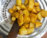 Foto langkah ke 1 dari resep Sambal goreng kentang krecek.